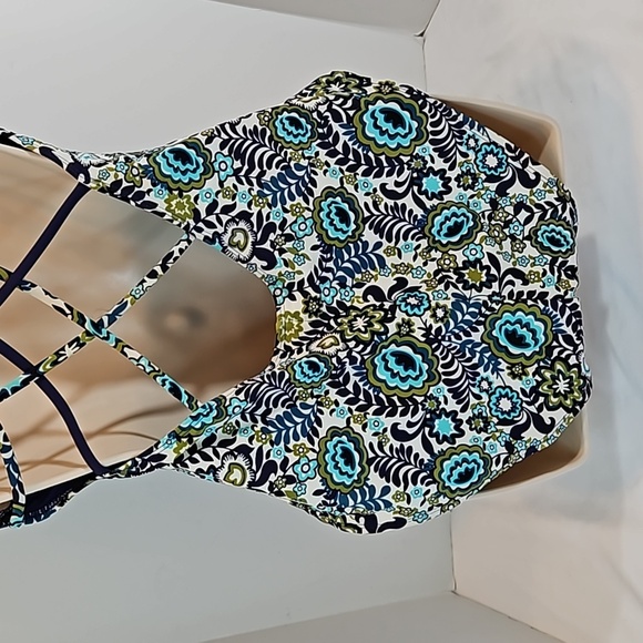 Mossimo 1-piece Swimsuit Blue & green Boho floral pattern Size L Strappy Back - Picture 10 of 17